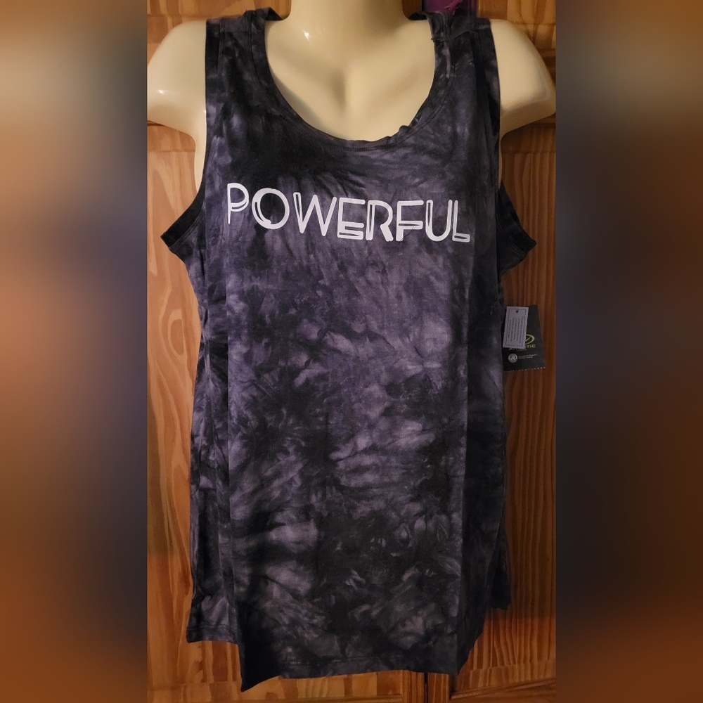 Athletic Womens L tank tops